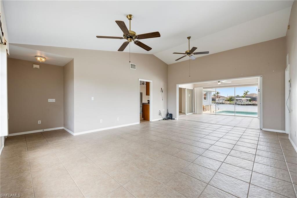 CAPE CORAL - Residential