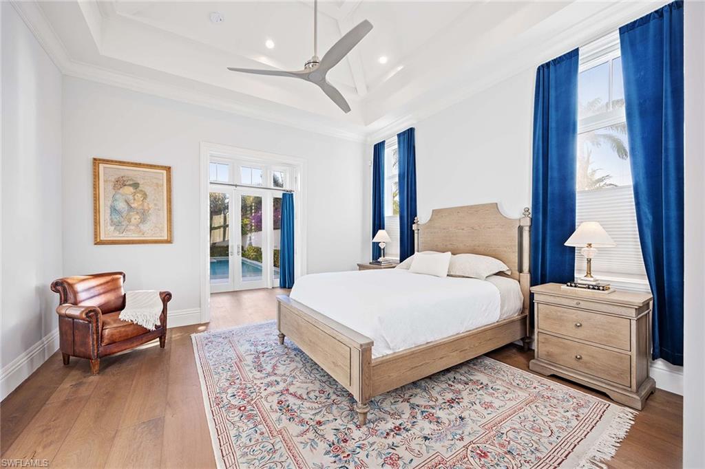 OLDE NAPLES - Residential