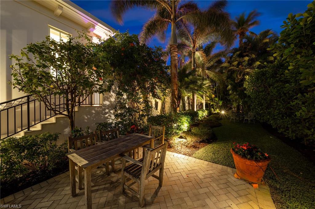 OLDE NAPLES - Residential