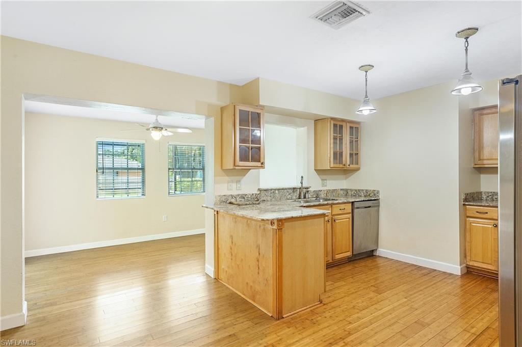 WILLOUGHBY ACRES - Residential