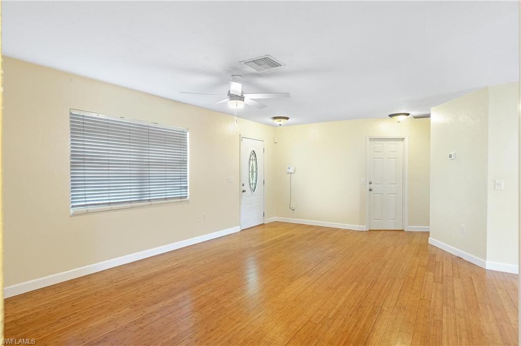 WILLOUGHBY ACRES - Residential