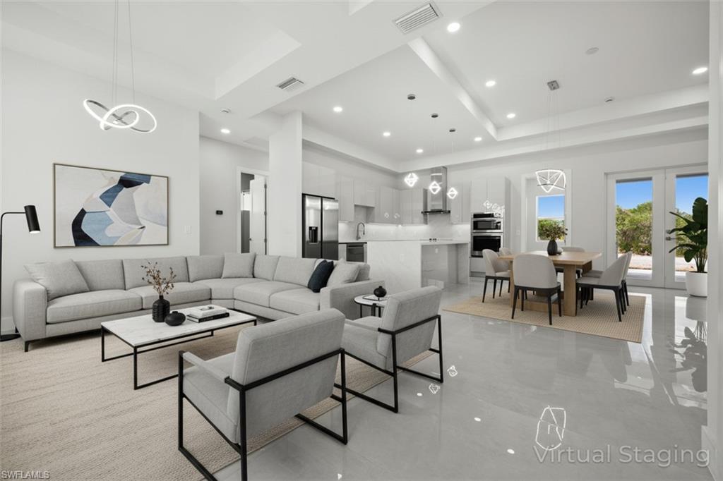 GOLDEN GATE ESTATES - Residential