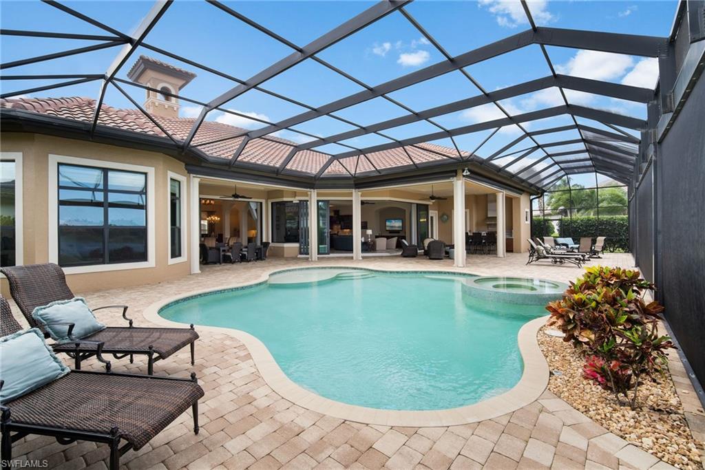 LAKOYA - Residential