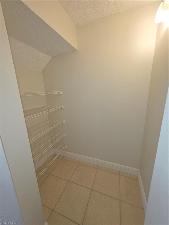 GRANADA LAKES - Residential