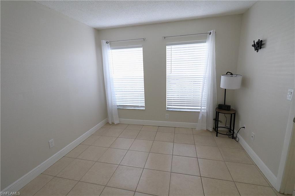 GRANADA LAKES - Residential