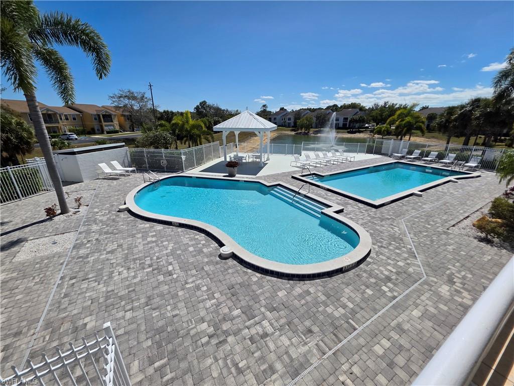 GRANADA LAKES - Residential