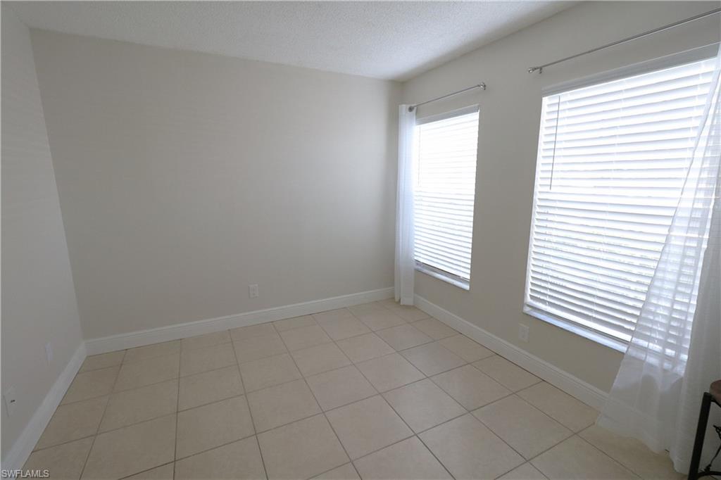 GRANADA LAKES - Residential