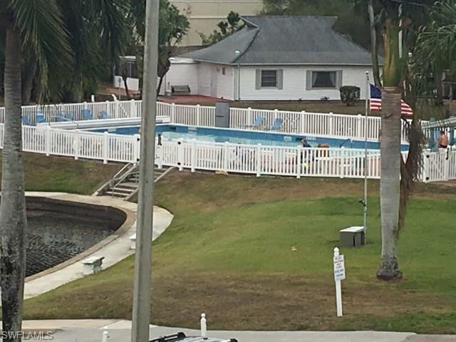 TROPIC TERRACE - Residential