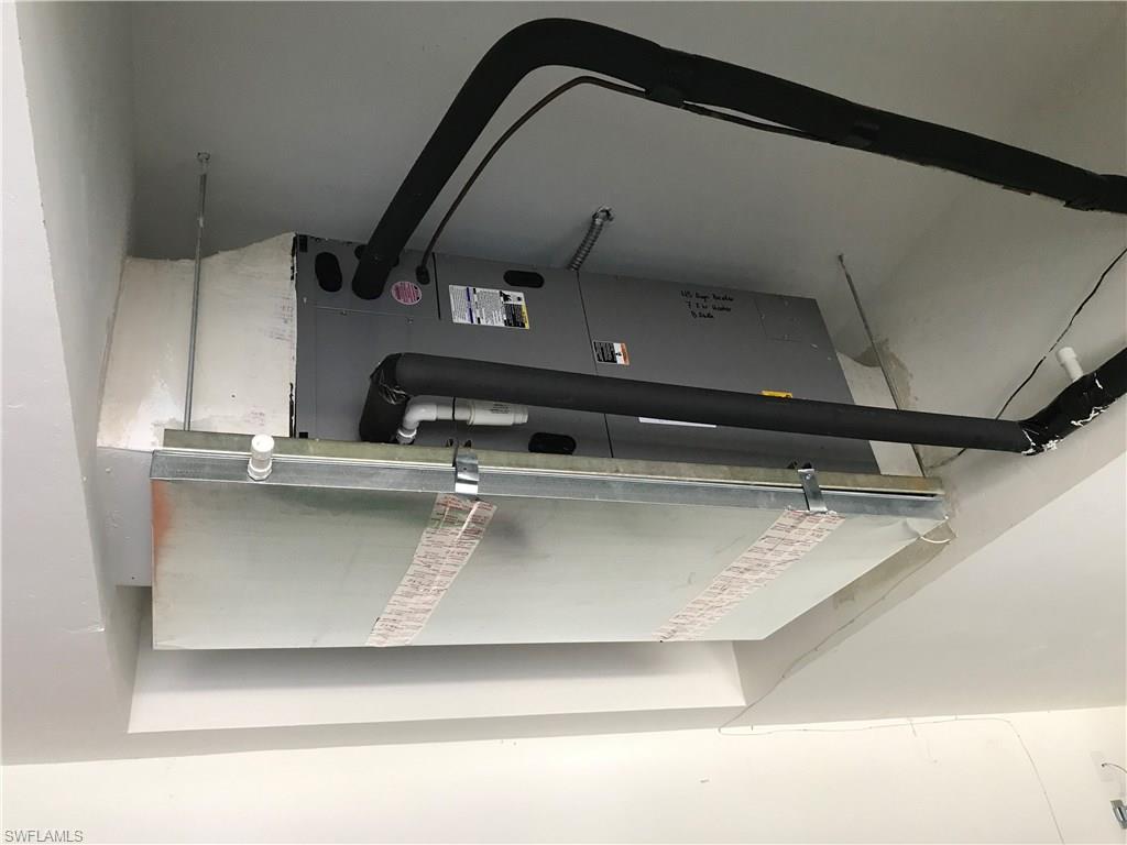 MARKER LAKE VILLAS - Residential