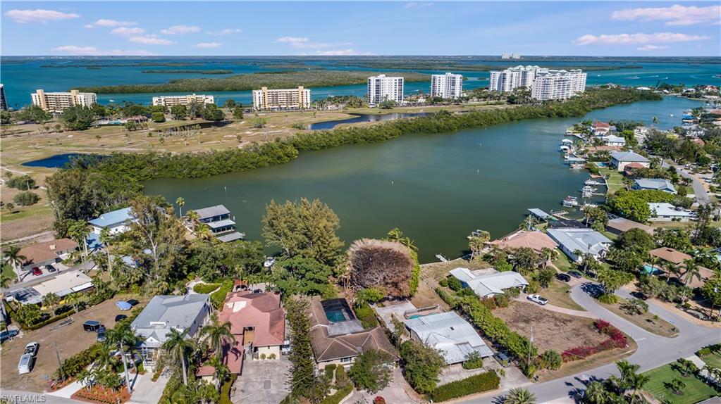 LAGUNA SHORES - Residential