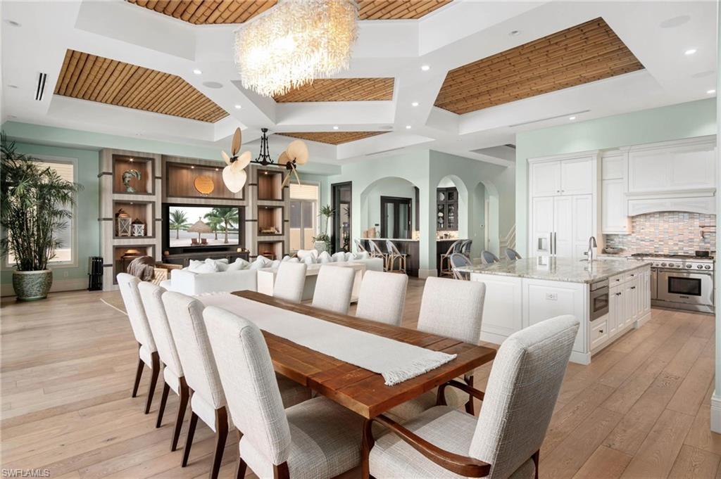 BONITA BEACH - Residential