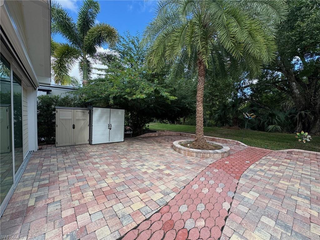 RIVERBEND MOTORCOACH RESORT - Land