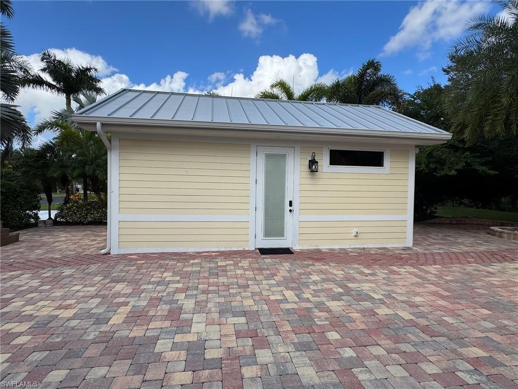 RIVERBEND MOTORCOACH RESORT - Land