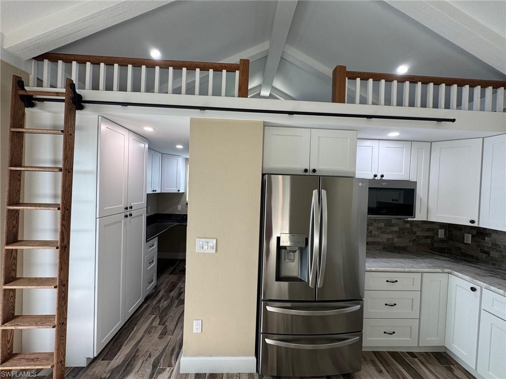 RIVERBEND MOTORCOACH RESORT - Land