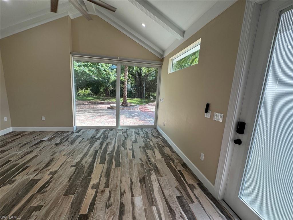 RIVERBEND MOTORCOACH RESORT - Land