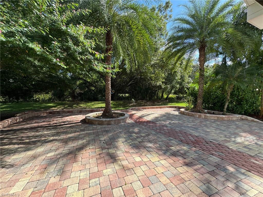 RIVERBEND MOTORCOACH RESORT - Land