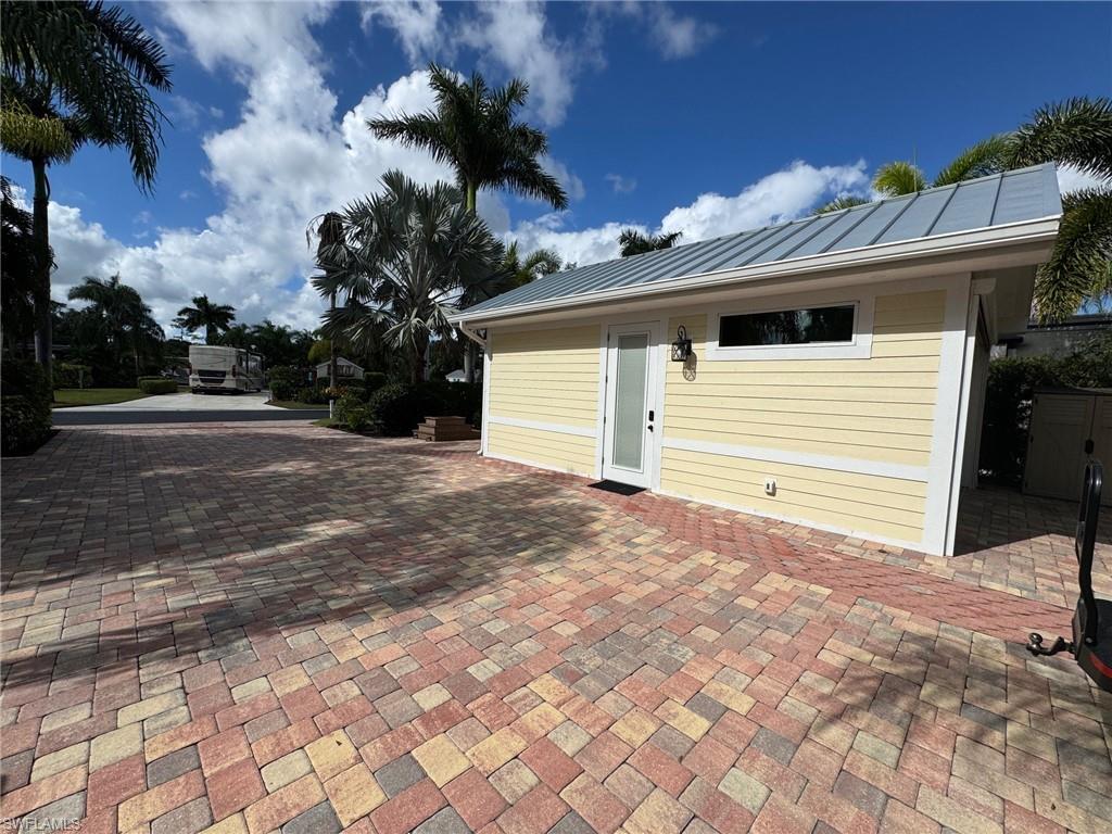 RIVERBEND MOTORCOACH RESORT - Land