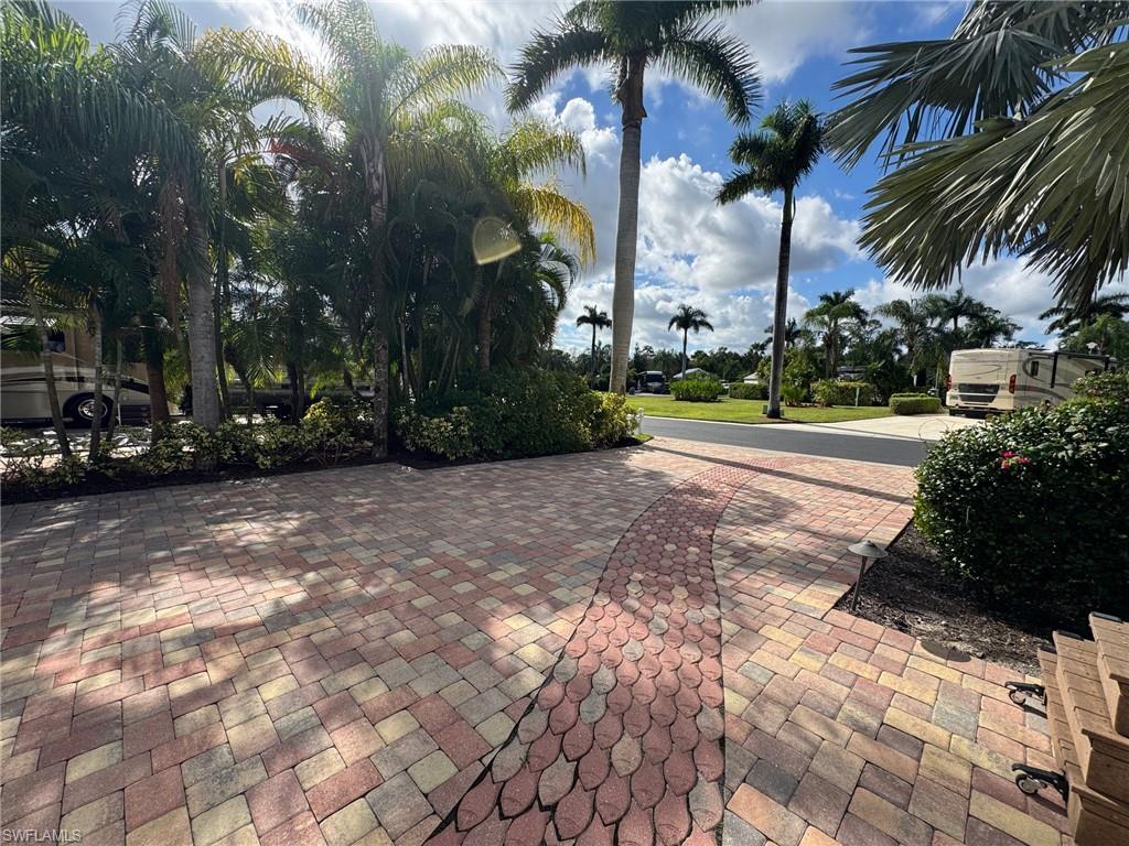 RIVERBEND MOTORCOACH RESORT - Land