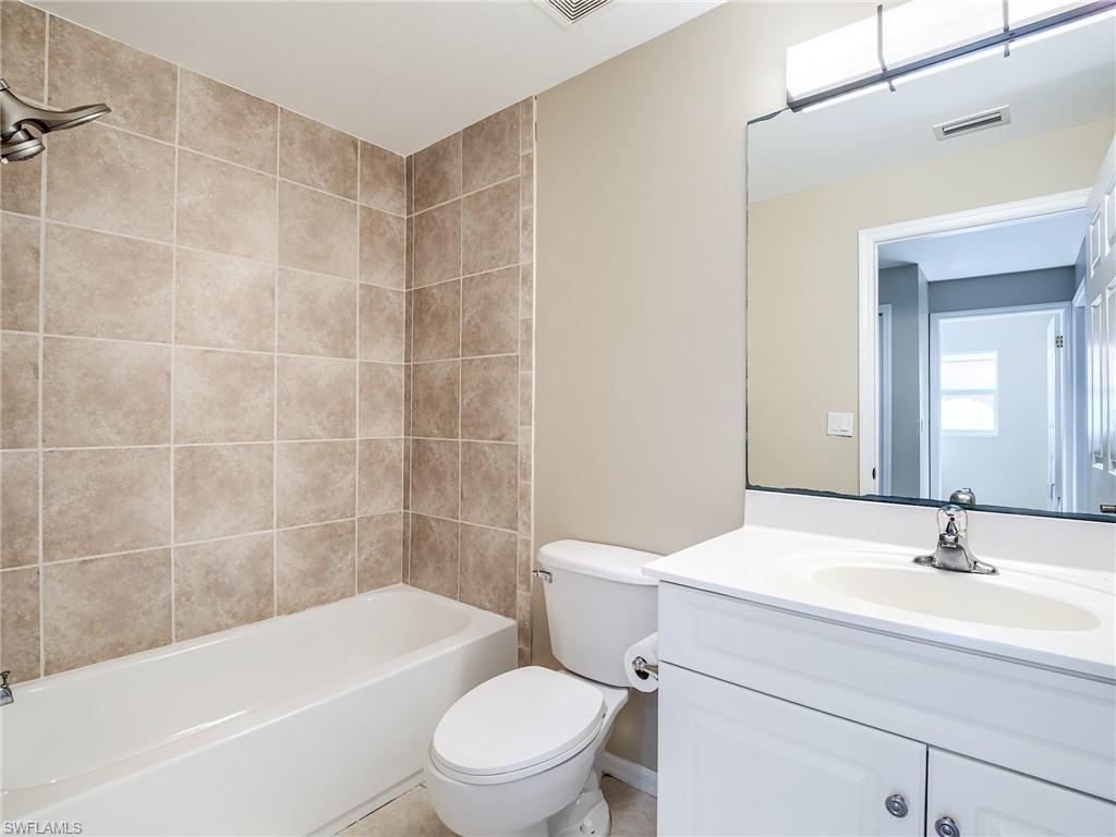 COTTAGES - Residential Lease