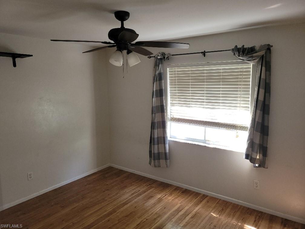 SAN CARLOS PARK - Residential