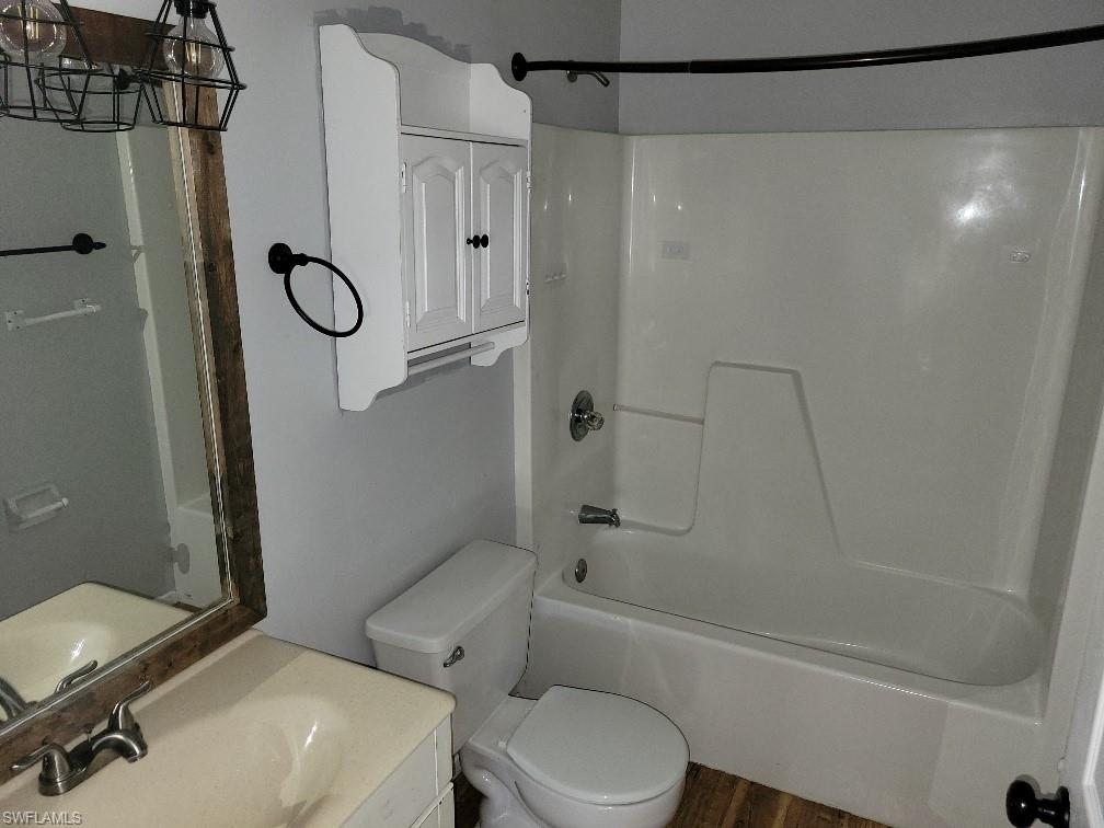 SAN CARLOS PARK - Residential