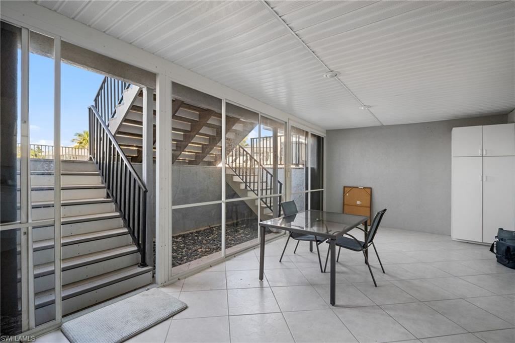 DOLPHIN COVE - Residential