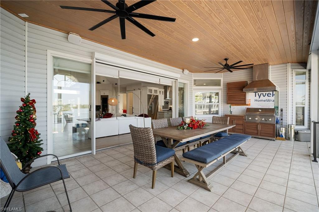 DOLPHIN COVE - Residential