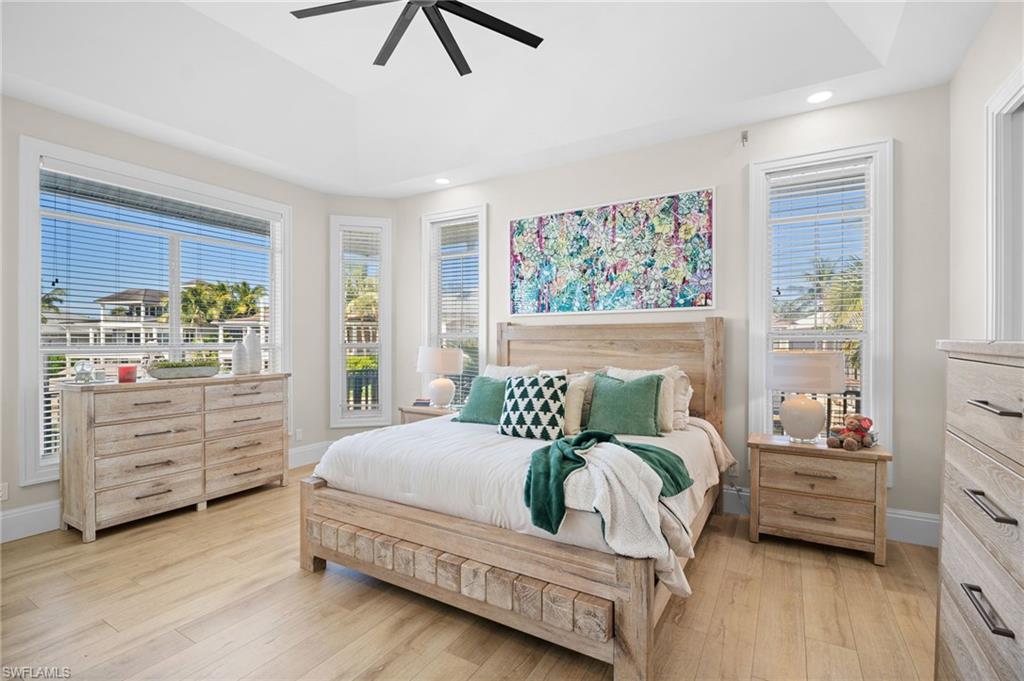 DOLPHIN COVE - Residential