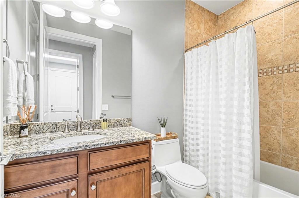 CORKSCREW SHORES - Residential