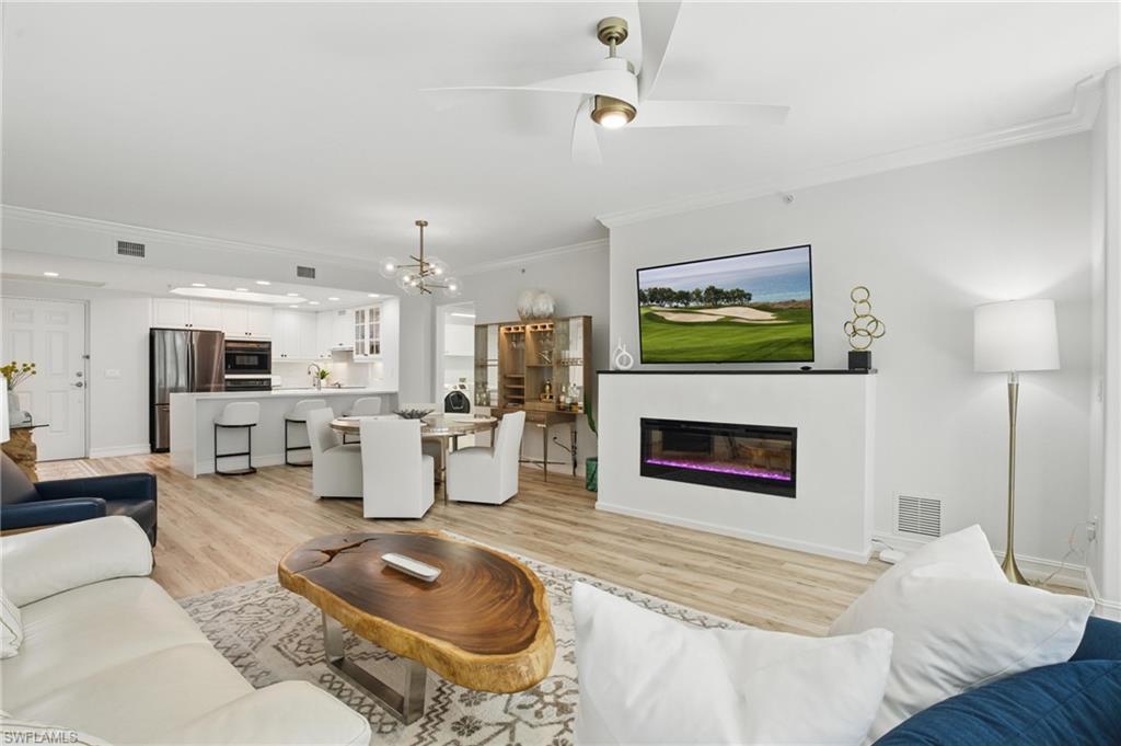 2728 Tiburon BLVD E A104