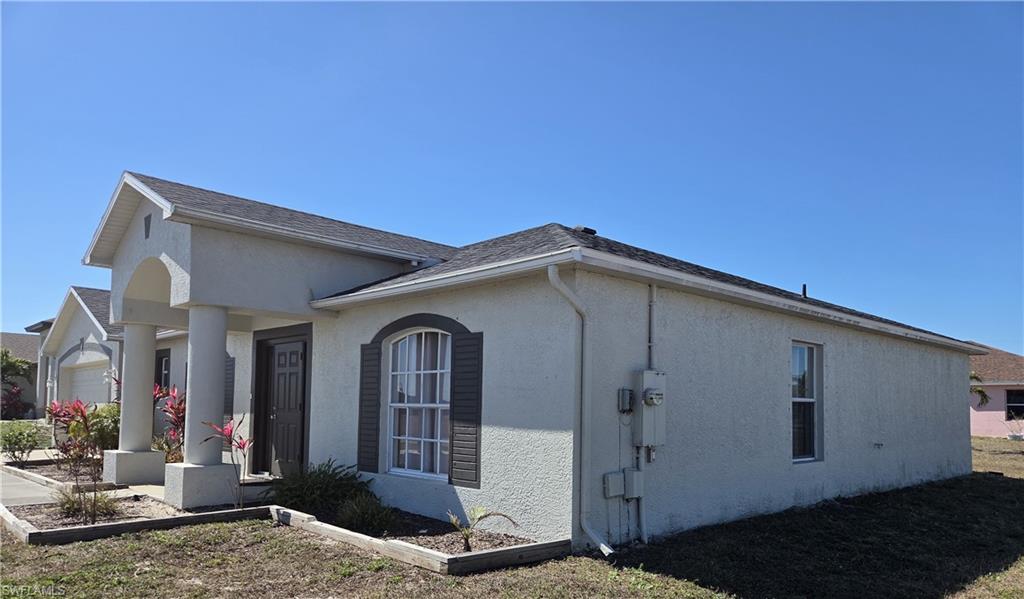 CAPE CORAL - Residential