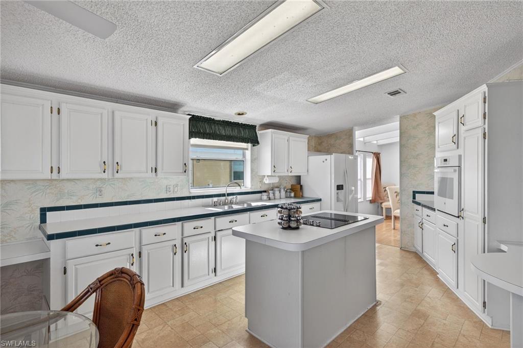 CHERRY ESTATES - Residential