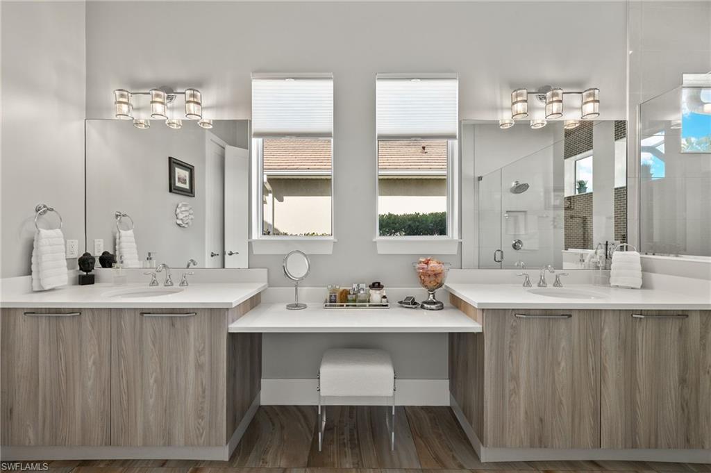 SPARROW CAY - Residential