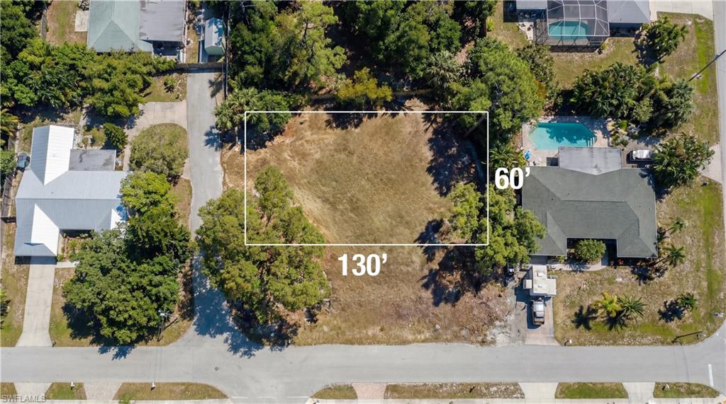 IMPERIAL SHORES - Land