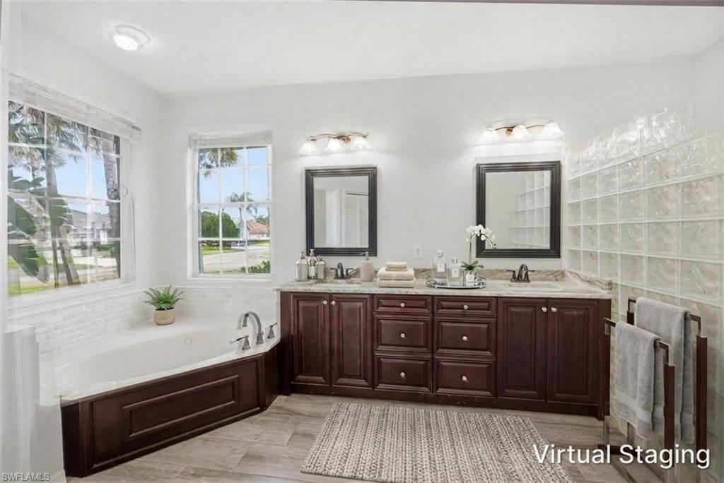 PINECREST - Residential