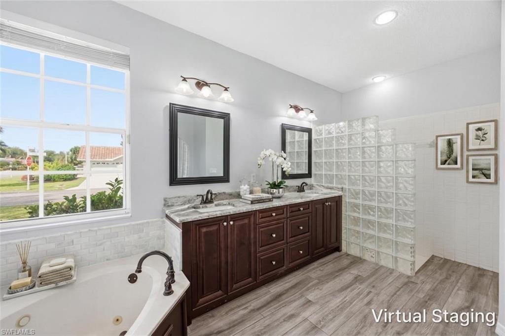 PINECREST - Residential