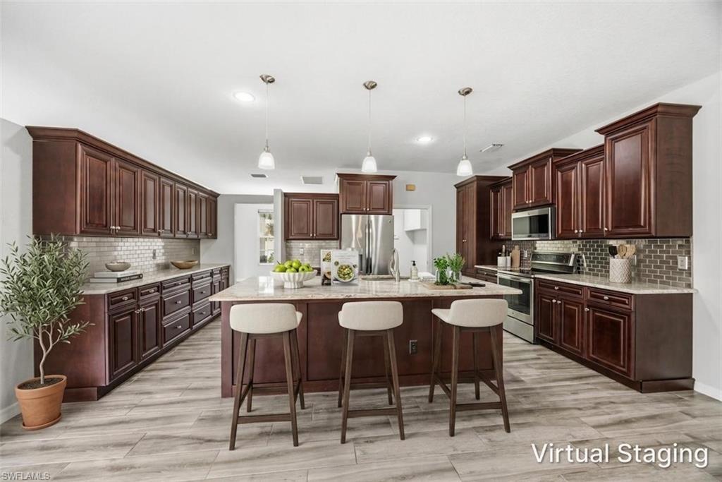 PINECREST - Residential