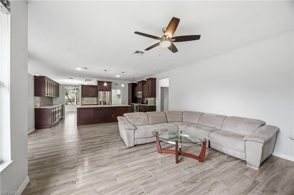 PINECREST - Residential