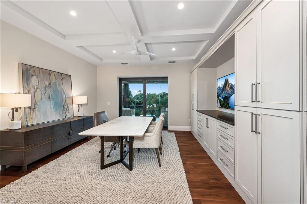 PINE RIDGE - Residential