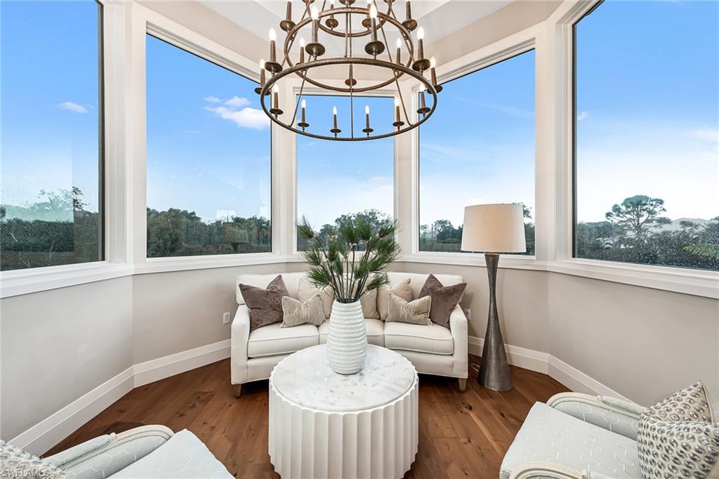 PINE RIDGE - Residential