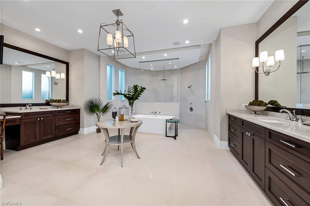 PINE RIDGE - Residential