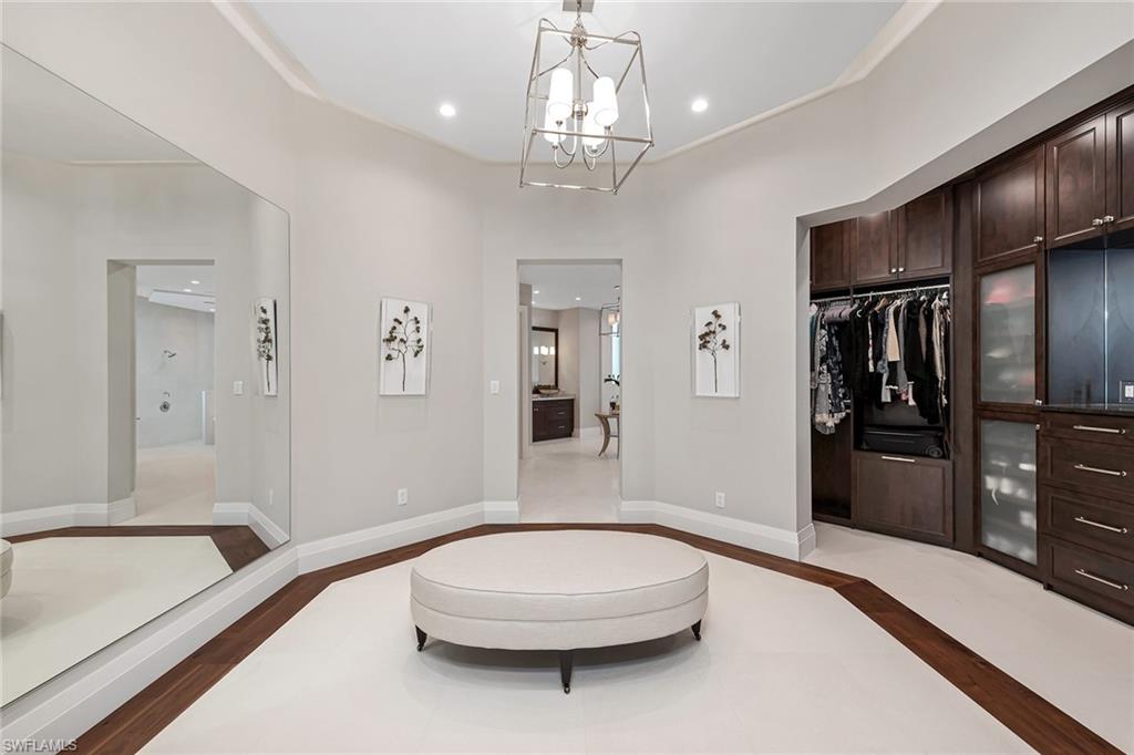 PINE RIDGE - Residential