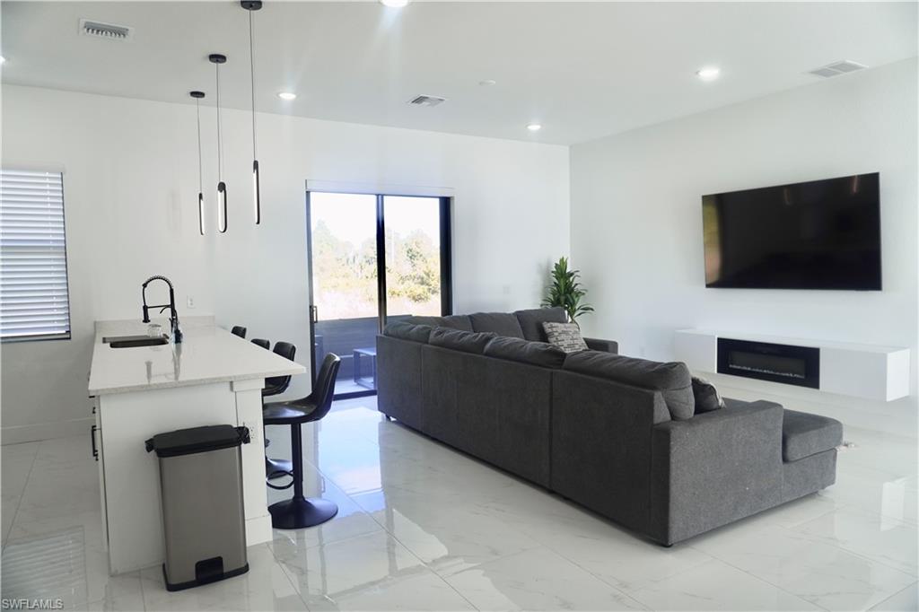 LEHIGH ACRES - Residential Lease