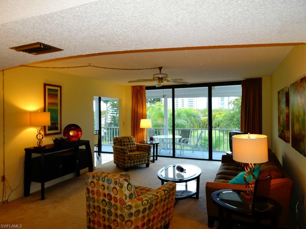 MARINA TOWERS & YACHT CLUB - Residential