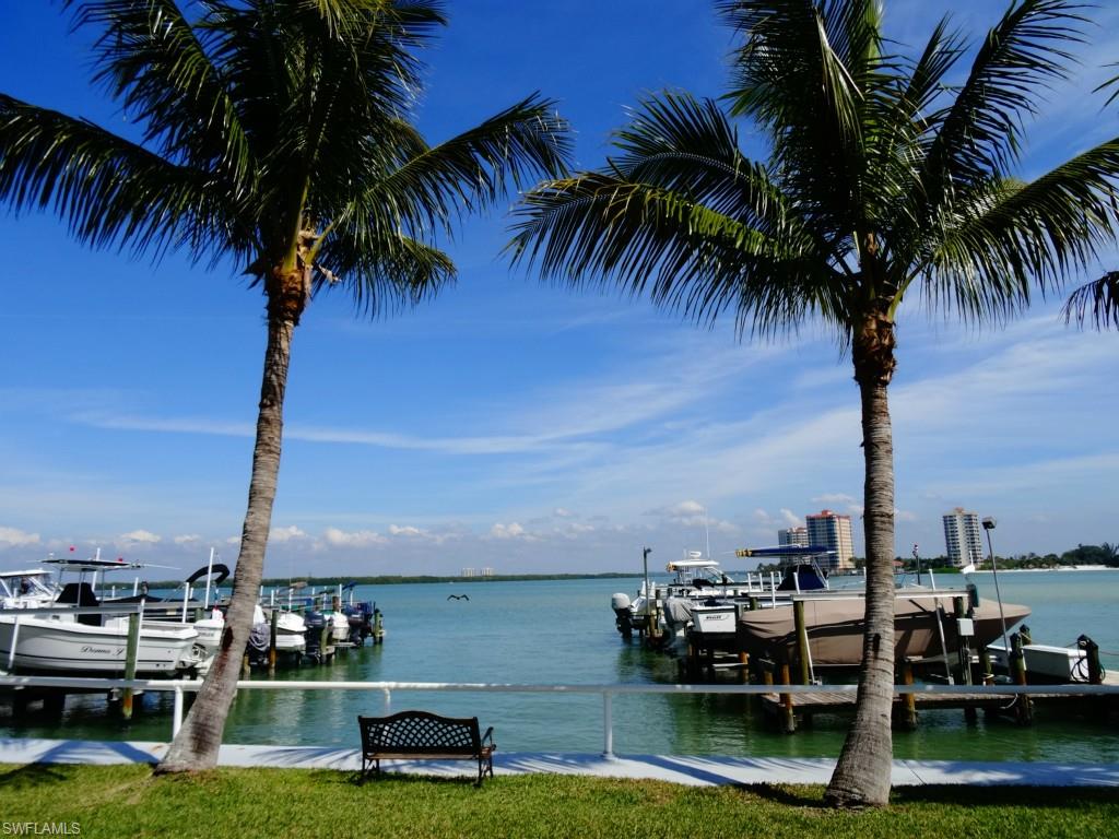 MARINA TOWERS & YACHT CLUB - Residential