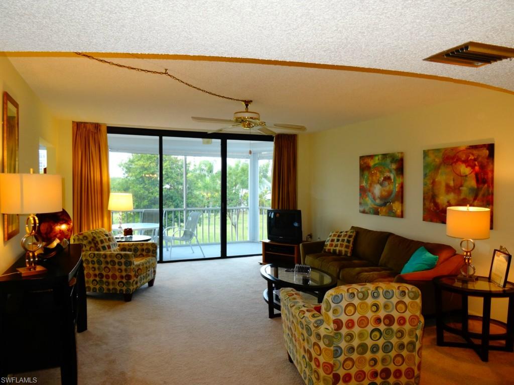 MARINA TOWERS & YACHT CLUB - Residential