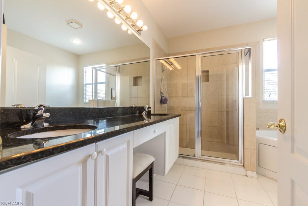 OLYMPIA POINTE - Residential