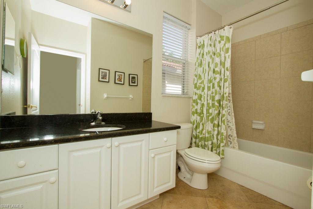 OLYMPIA POINTE - Residential