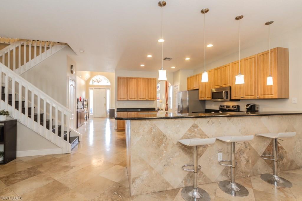 OLYMPIA POINTE - Residential