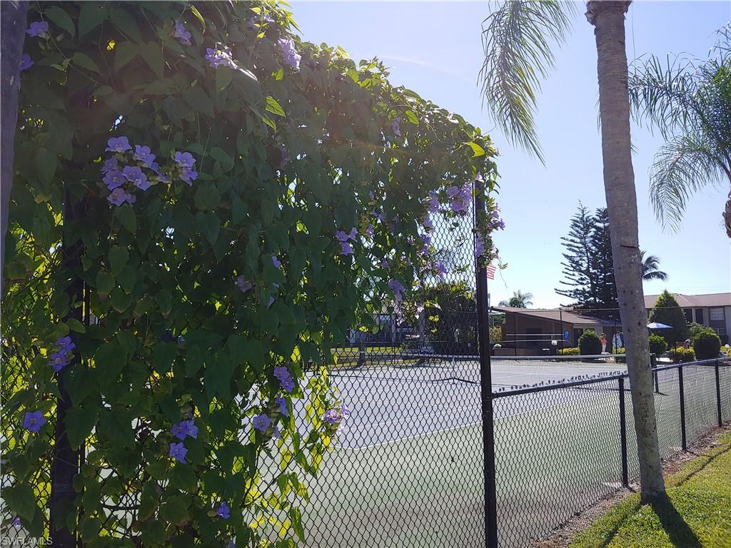 DAVIS LAKE CONDO - Residential